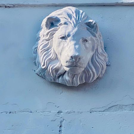 The Sleeping Lion - Dunoon Holiday Home ภายนอก รูปภาพ