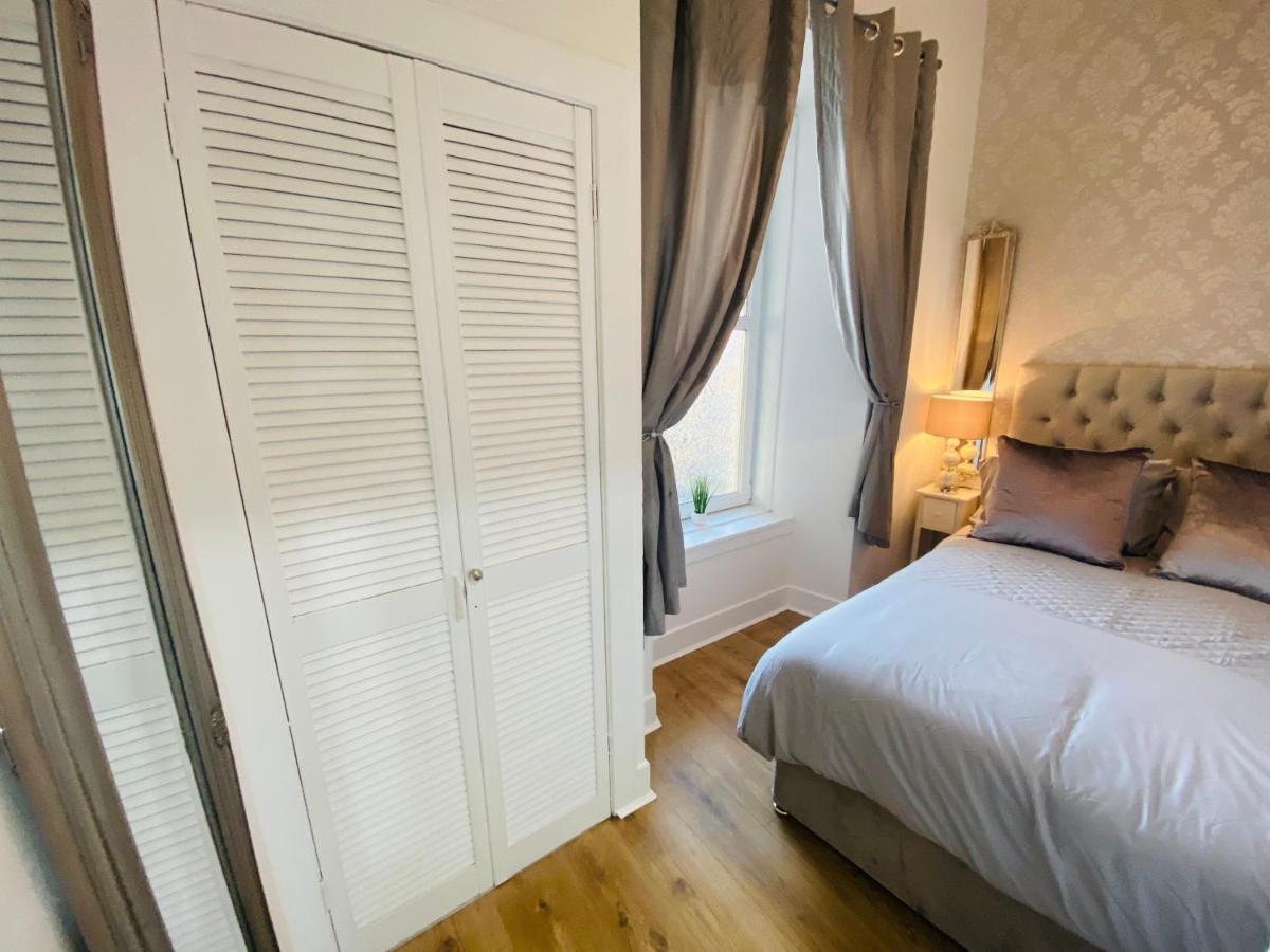 The Sleeping Lion - Dunoon Holiday Home ภายนอก รูปภาพ