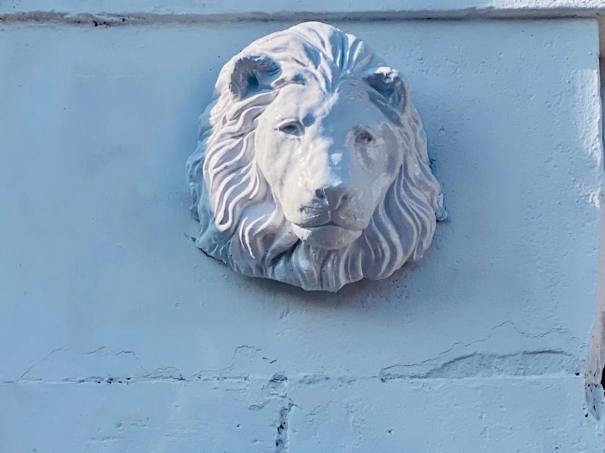 The Sleeping Lion - Dunoon Holiday Home ภายนอก รูปภาพ