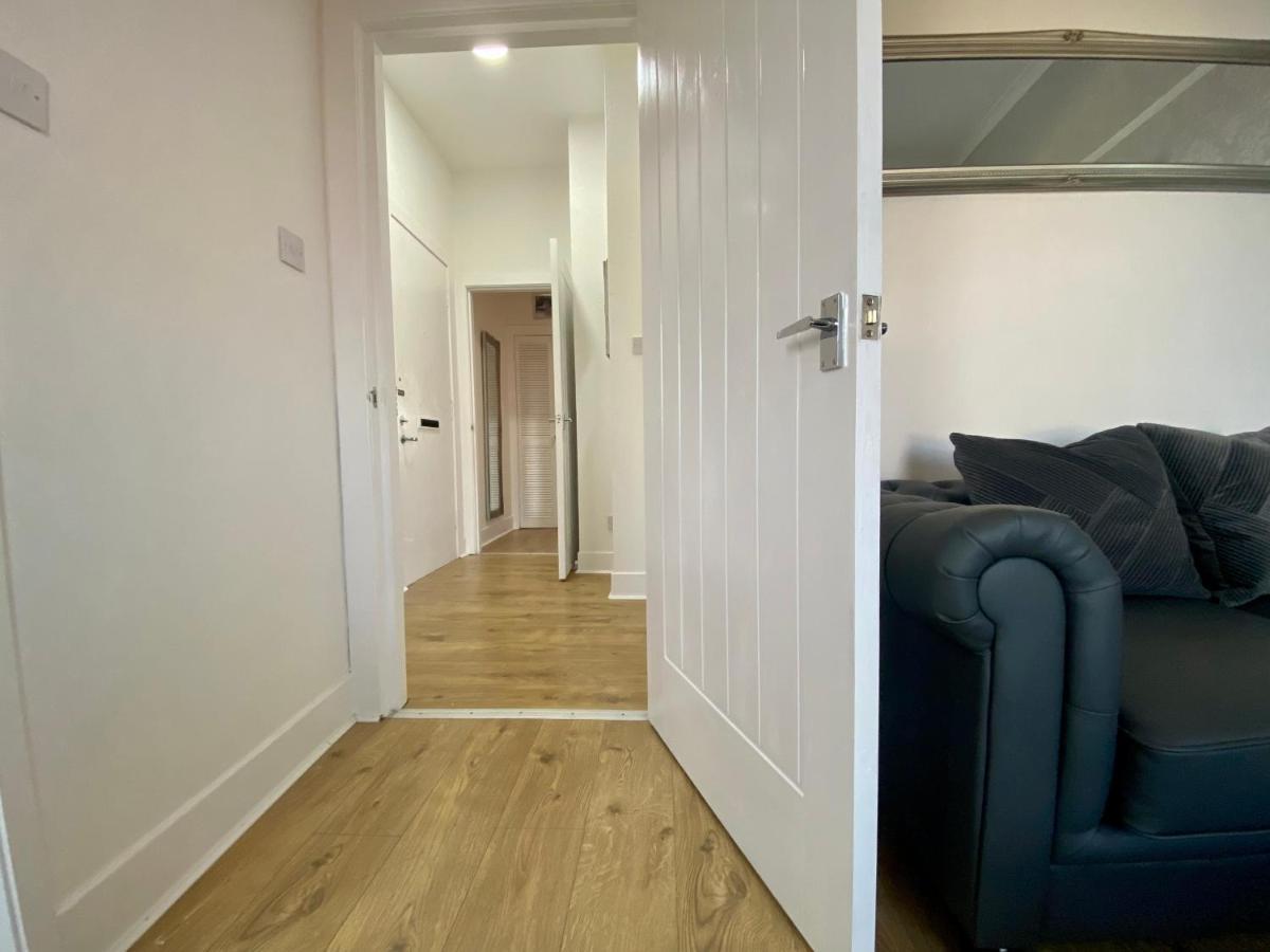 The Sleeping Lion - Dunoon Holiday Home ภายนอก รูปภาพ